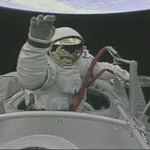 shenzhou-7 spacewalk