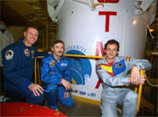 M.Foale, A. Kaleri, P. Duque ISS Crew 8