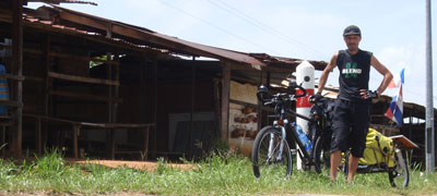 Jeroen tussen Cayenne en Kourou