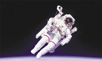 Gevoel van schuld Oppervlakte Verstikken Ruimtepakken voor Discovery STS-133 ingepakt. /-^-\ SPACE.Cweb.NL -  Nederlands