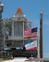 Spaceshuttle Discovery op het platform