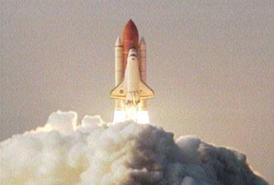 LiftOff space shuttle Endeavour [Photo Credits: NASA]