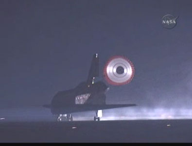 Spaceshuttle Endeavour landing