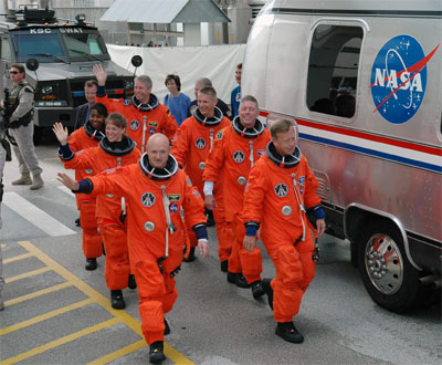 Team STS-121 (credits:NASA.gov)